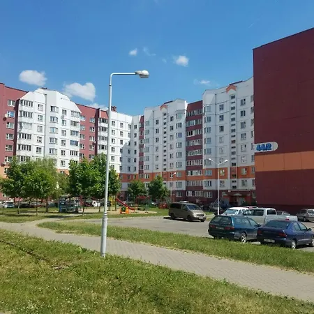Apartment On Metro Mihalova Minsk